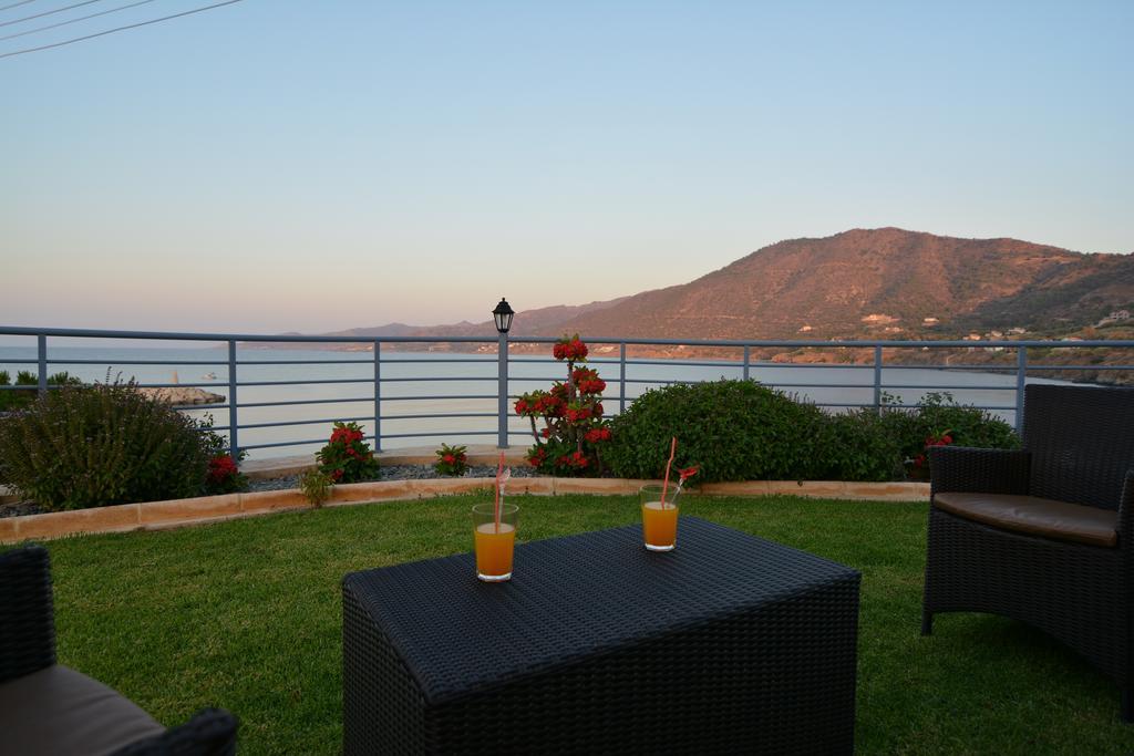 Kalli Villa Pomos Exterior photo